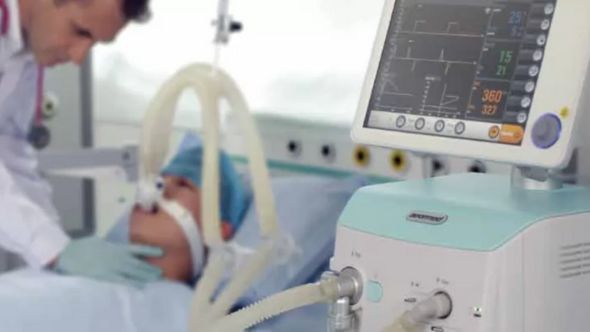 호흡용 인공호흡기
   