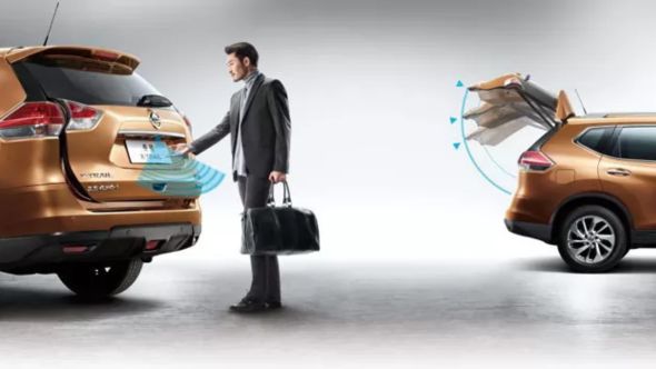 자동차 파워 테일게이트
   